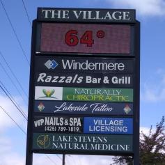 Polycarbonate Pylon Sign Board